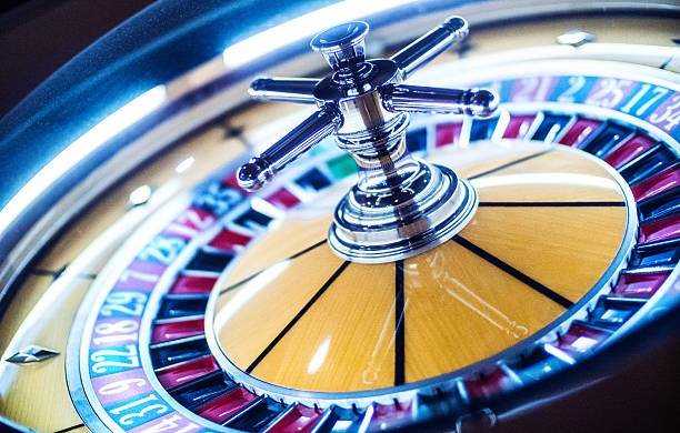 Demo Blackjack table interface showing dealer, player cards, and virtual chip balance on binjaiplay77